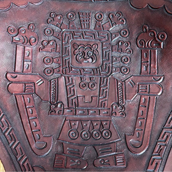 Vintage Handcrafted Mexican Leather Saddle Seat Folding Tripod Camping Stool - Picture 7 of 13